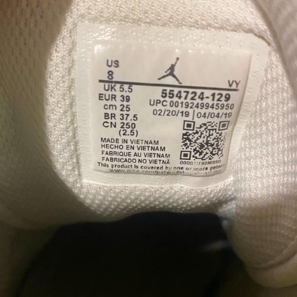 Mint Green Jordan 1 Mids - Picture 5 of 6